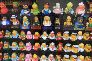 Series of duck puppets with cartoon characters. - MyVideoimage.com | Foto stock & Video footage