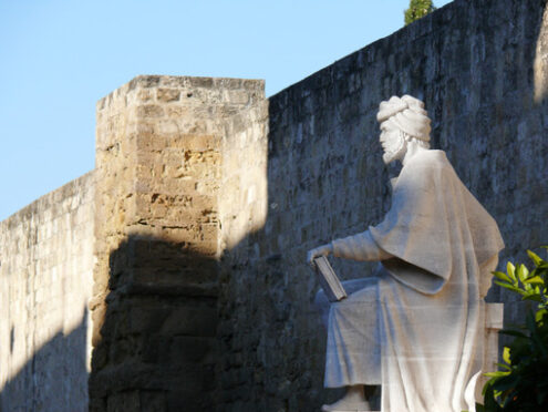 Statue of the philosopher Averroes. Foto Siviglia.