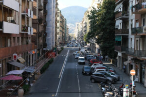 Street of La Spezia. Busy street with residential buildings. Stock photos. - MyVideoimage.com | Foto stock & Video footage