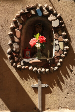 Tabernacle. Tabernacle with Jesus Christ and Padre Pio in a street on the Is - MyVideoimage.com | Foto stock & Video footage