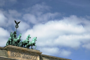 The quadriga with the satua of the Victory placed above the Bran - MyVideoimage.com