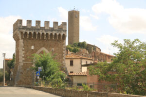 The village of Pereta, near Magliano in Maremma Toscana. Ancient - MyVideoimage.com