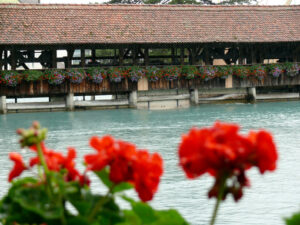 Thun, Switzerland.  08/03/2009. Portico on the river - MyVideoimage.com