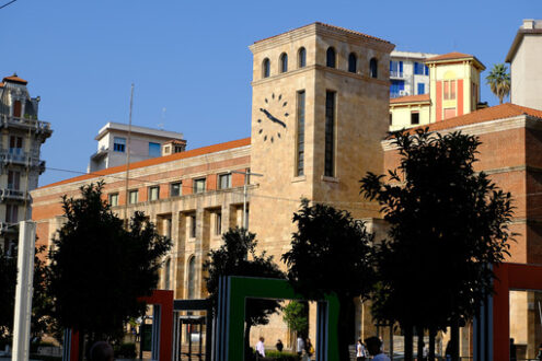 Torre con orologio a La Spezia. Tower with post office clock. Stock photos. - MyVideoimage.com | Foto stock & Video footage