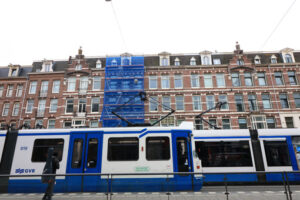 Tram and street in Amsterdam. Palaces of the De Pijp district built in the nineteenth century - MyVideoimage.com | Foto stock & Video footage