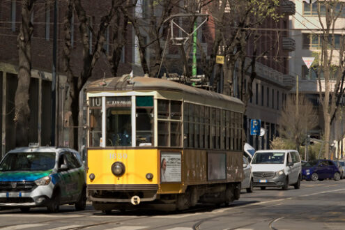 Tram. Milan. An ancient tram in the center of Milan - MyVideoimage.com | Foto stock & Video footage