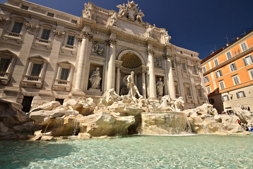 Trevi Fountain in Rome with the sculpture of Neptune. - LEphotoart.com