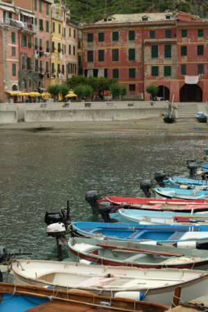 Vernazza boats. Colorful village houses overlooking the sea. Stock photo royalty free. - MyVideoimage.com | Foto stock & Video footage