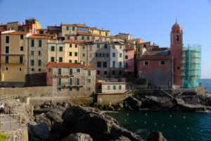 Village at sunset. Tellaro di Lerici near the Cinque Terre. View of the village illuminated by the light of the sunset. - MyVideoimage.com | Foto stock & Video footage