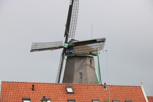 Windmills. Windmills of Zaanse Schans, near Amsterdam. The structures were - MyVideoimage.com | Foto stock & Video footage